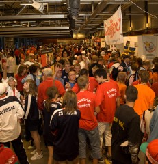 Jugendliche in der Menge