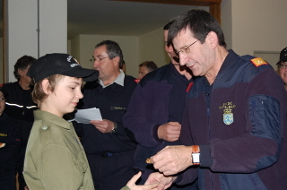 Abzeichen&uuml;bergabe