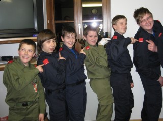 Stolz auf die erworbenen Dienstgrade!