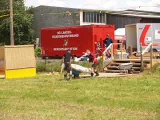 Aufbauarbeiten laufen...