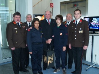 FJ mit dem Geburtstagskind LH Dr. Erwin Pr&ouml;ll