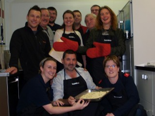 Die Kochtruppe hatte Spa&szlig; und a&szlig; ... ;-)