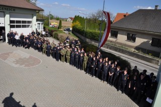 Abzeichen&uuml;bergabe des ersten Blocks