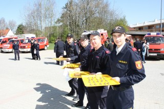 Die mit Spannung erwarteten Abzeichen