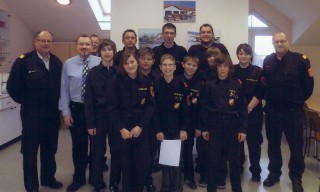 Übergabe der Abzeichen