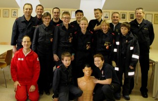 FJ-Lichtenw&ouml;rth mit Kommando Betreuerteam und Mag.Andreas Lenz (RK)